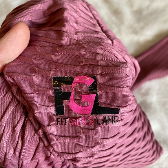 Viral butt scrunch leggings size small pink - Picture 3 of 3